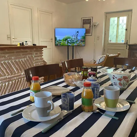 D'hotes De Pouzatel بيت ضيافة